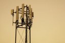 Campi elettromagnetici prodotti da stazioni radio base e impianti radio TV: l’attività di ARPAT 