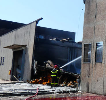 Incendio Rindi, primi esiti del sopralluogo ARPAT 