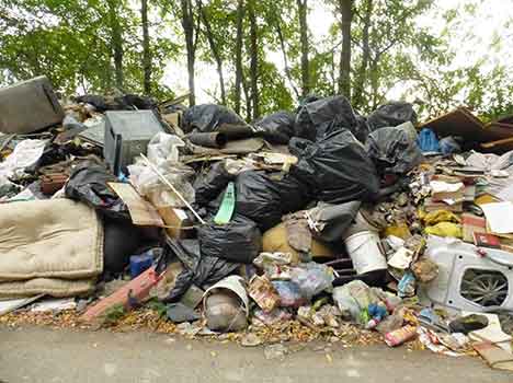 Pistoia: l’attività di ARPAT nell’area della discarica abusiva “ex campo volo” di via Ciliegiole