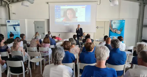 pubblico convegno acquario