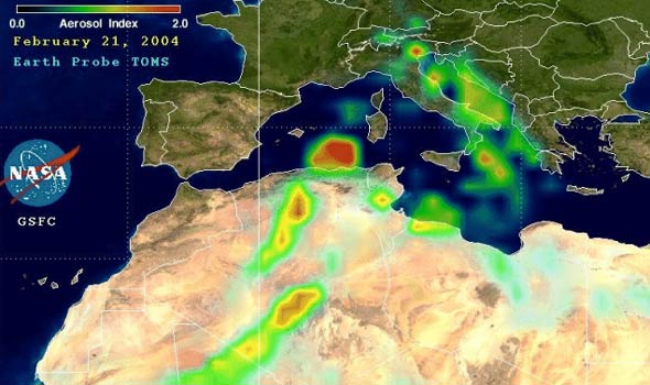 Immagine satellitare che evidenzia il trasporto di aerosol dal Nord-Africa